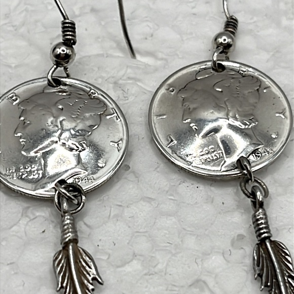 Vintage Mercury Dime Dangle Feather Earrings 1944 and 1945. Silver Mercury Dime - Picture 6 of 13